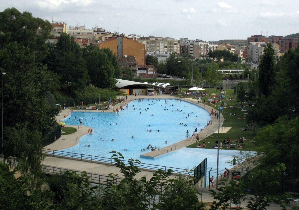 Piscina Vallparadís (Terrassa)